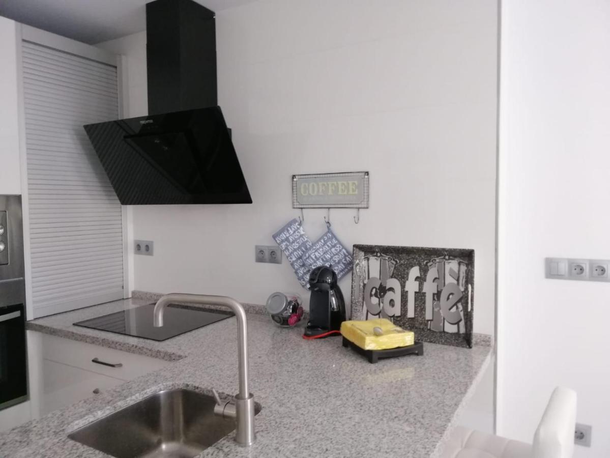 Apartamento 315 En Paseo Maritimo 96 푸엔히롤라 외부 사진