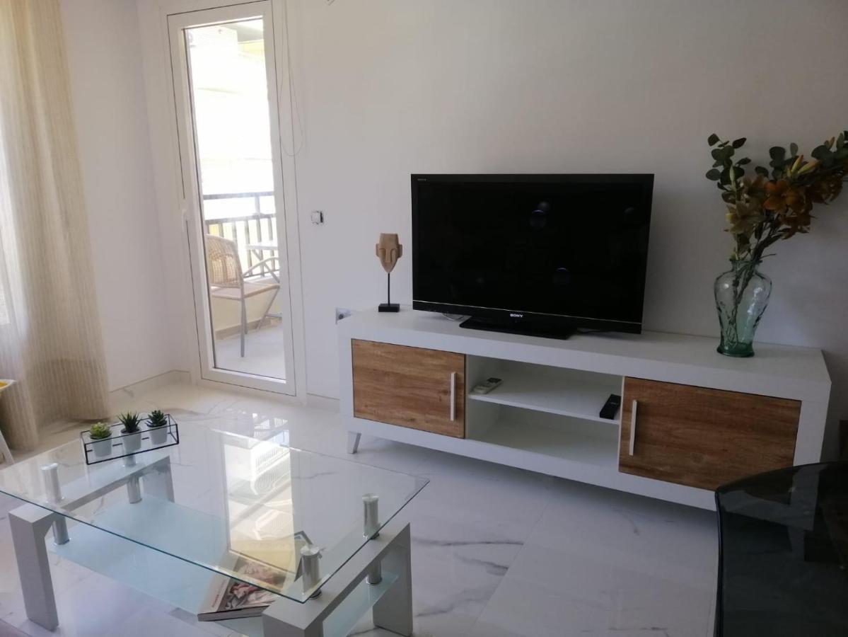 Apartamento 315 En Paseo Maritimo 96 푸엔히롤라 외부 사진