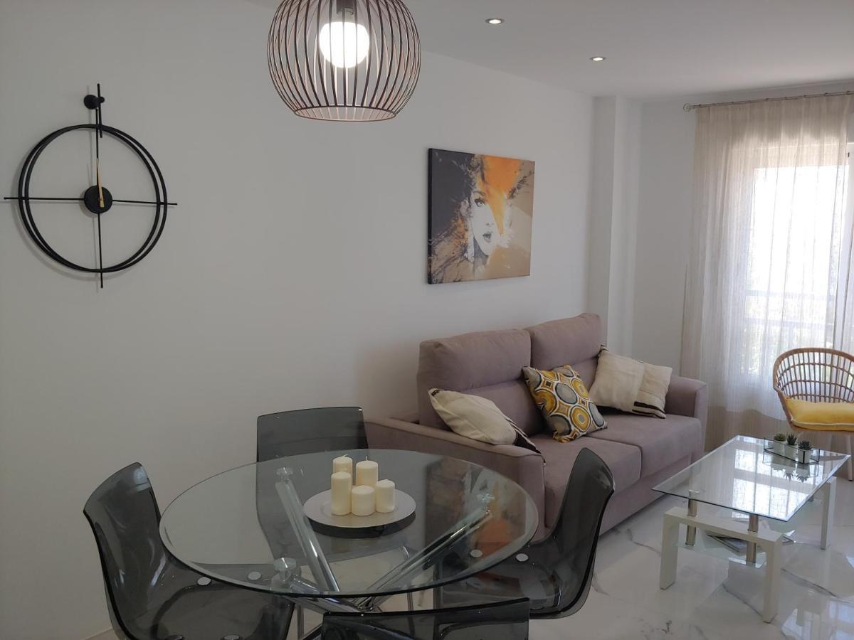 Apartamento 315 En Paseo Maritimo 96 푸엔히롤라 외부 사진